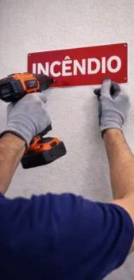 Manutenção de sinalização de incêndio